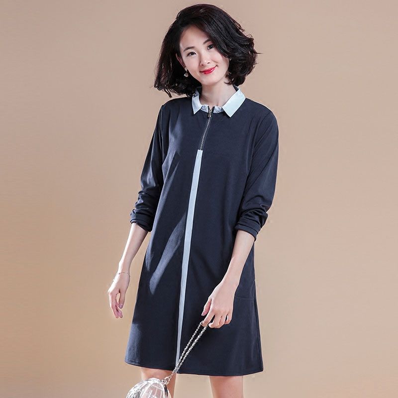 姑娘太美了!身着秋季气质A字裙，显瘦高贵，连背影都美爆