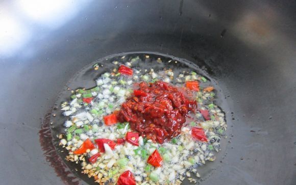 「很美」它是天然“黄体酮”,隔三差五吃一次,皮肤紧致,素颜都很美