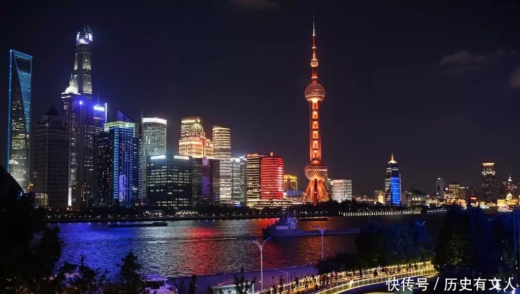 五一从全国各地传回来的照片，太可怕了