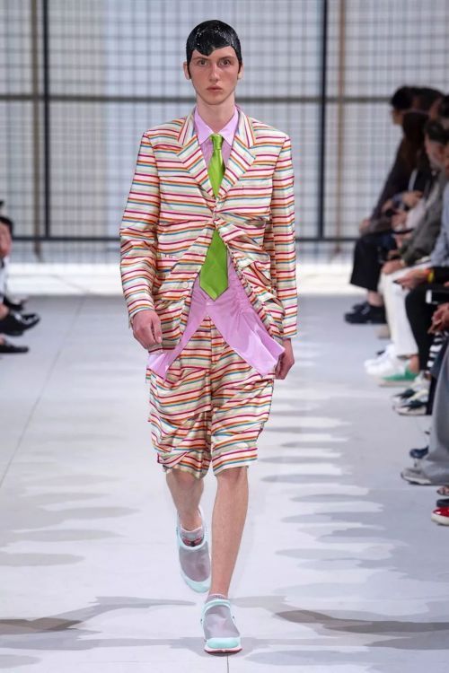 疯狂套装 川久保玲的男装设计不爱传统束缚