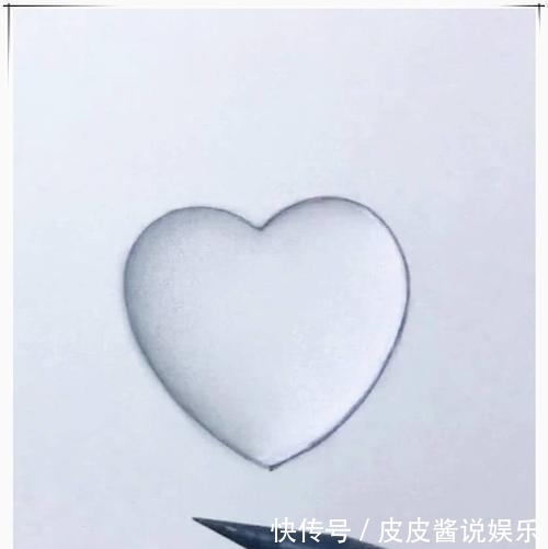 『术生画的爱』美术生教学画爱心,小学生吐槽“幼稚”,点上高光太好看了吧