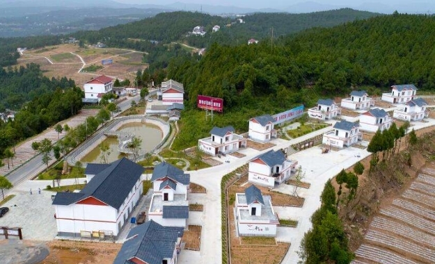 4类村庄优先参与“整村搬迁”，既分房子，又拿补贴！有这好事？