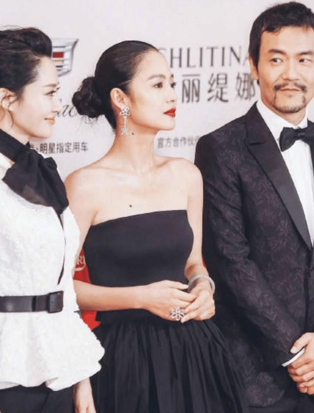 照着这篇做发型，夏日清爽又大方