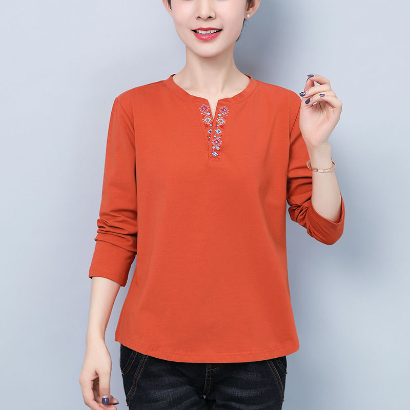 新发现一种妈妈装特洋气,中秋回家给妈妈买2件,比旗袍还显年轻