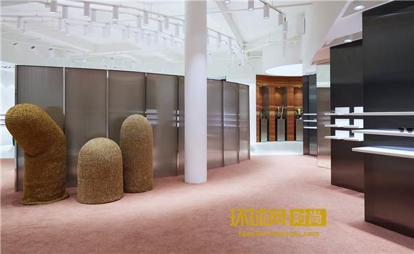 Lady聊聊出席Gentle Monster伦敦旗舰店开业礼，外星人学功夫还真