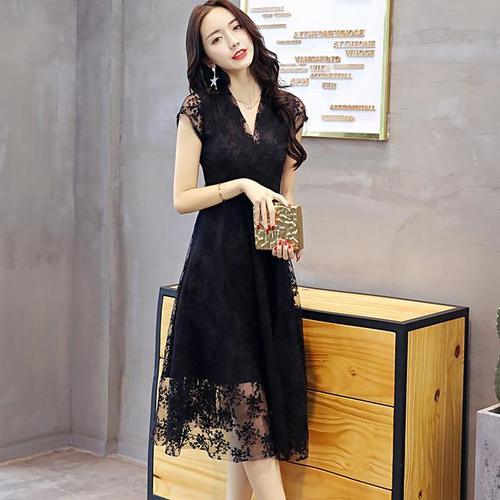 小姨子穿上这样的裙子,优雅甜美,有仙女的气质,呈现出柔美身姿