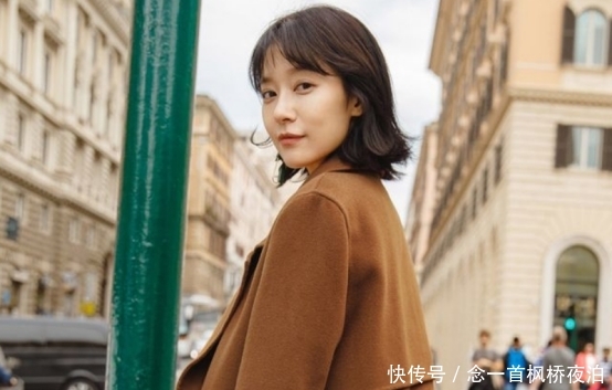 『以出示一』穿搭有注重,那样很简单的搭配,穿出雅致的气场