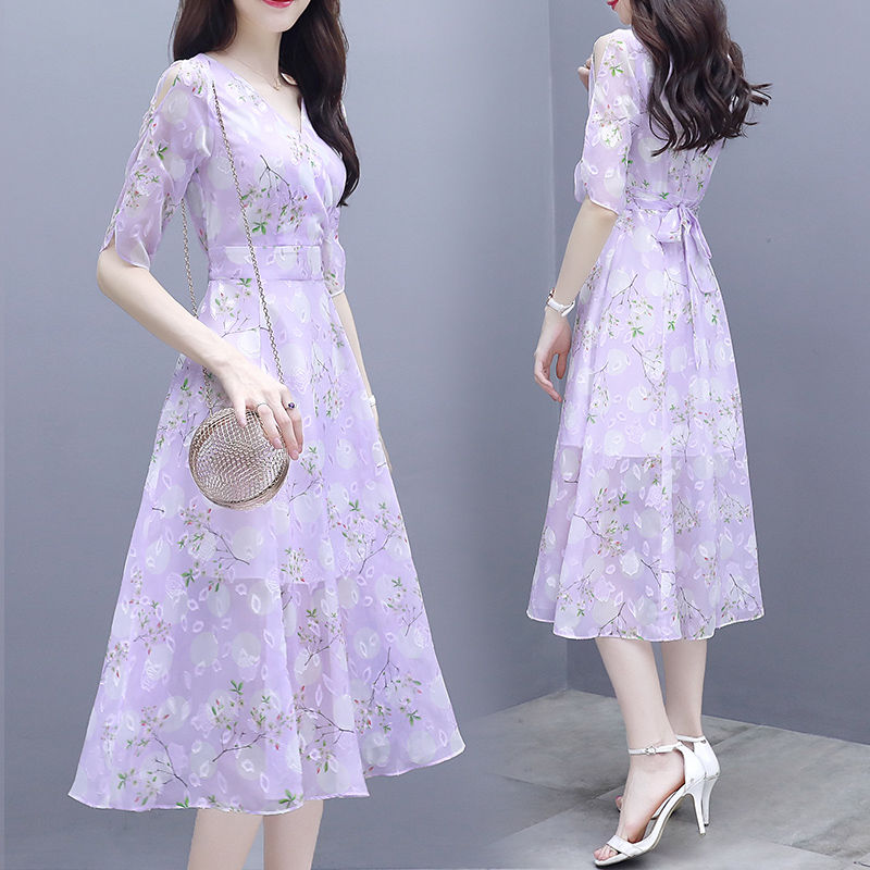 谁说丰满女人不好穿衣?学下面女人这样穿，美的倾国倾城