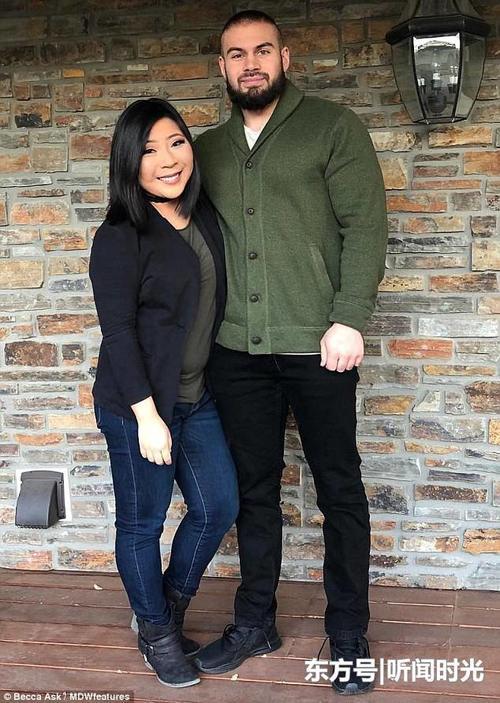 美国女子满脸胎记从小遭歧视，为改变多年苦练化妆术惊艳旁人