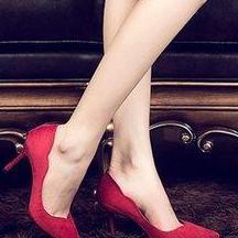 经典大气时尚尖头设计搭配高跟浅口鞋