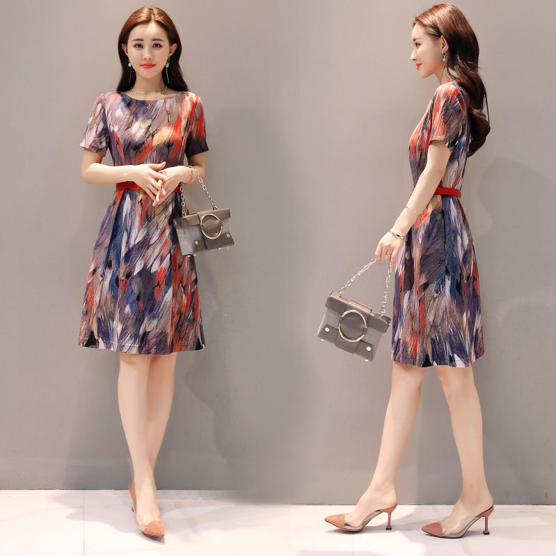 新发现!比旗袍还美的“减龄裙”，老婆穿上，到哪都惊艳全场