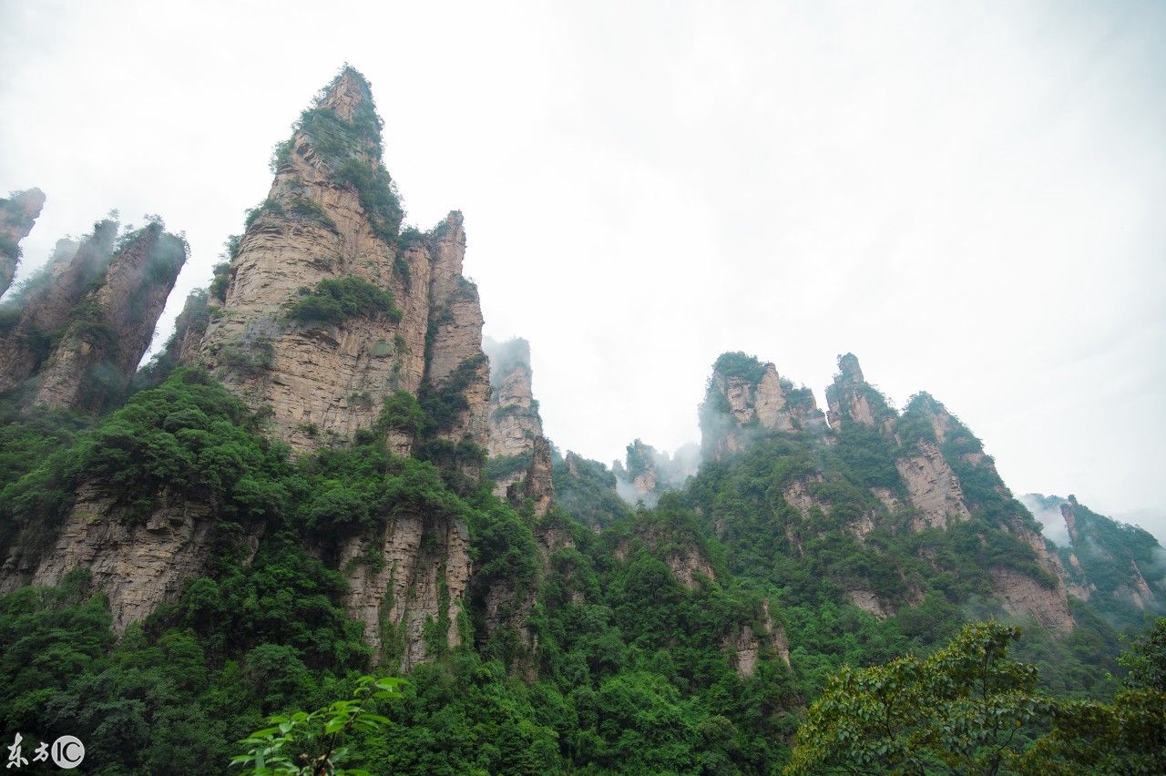 张家界有好多地方都是旅游必去的，好期待!