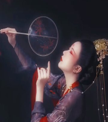  『淡紫色』5款唯美的“暗黑系”汉服，件件美出新高度，高冷风范不能丢！