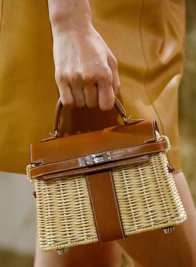 Maison Margiela专治时尚网瘾综合症 Viktor&amp;Rolf 25周年回顾