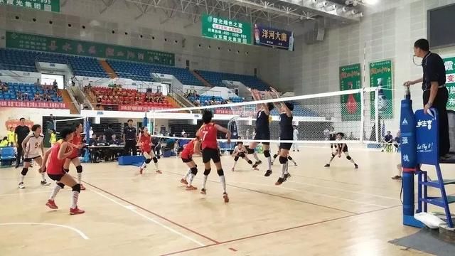 城!潍坊三中女排男排获山东省排球联赛冠军、