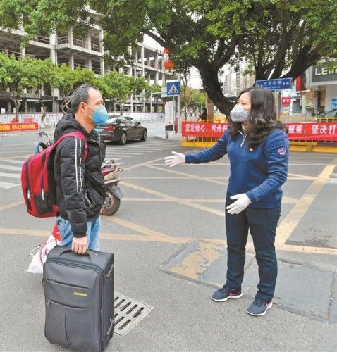  【万丰社区】“饭菜吃到嘴里根本就没味道”