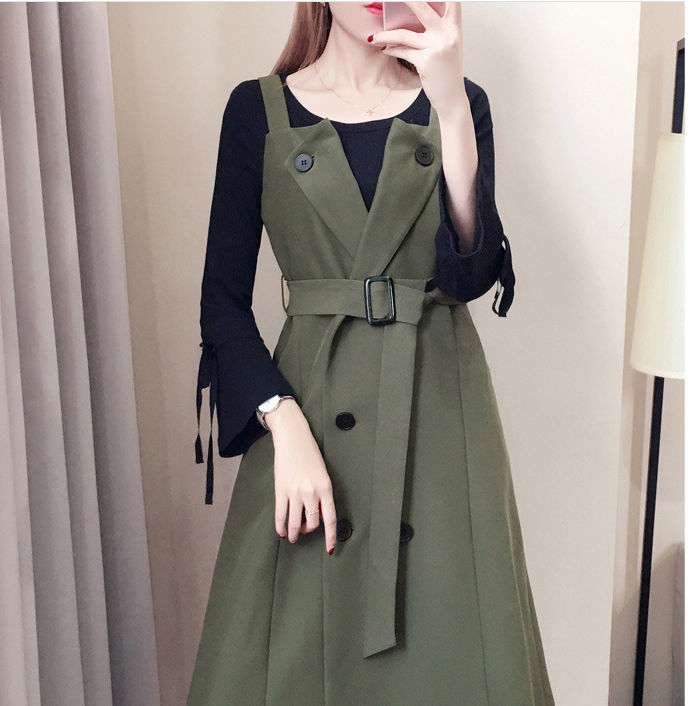 女人过了45岁，衣柜里一定要有这种裙子，优雅美嫩变女神