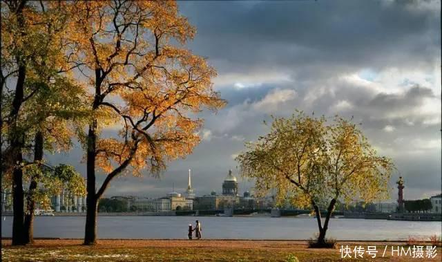 俄罗斯最美的秋天,如同一幅精美的画卷