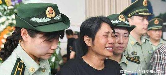 21岁消防战士谢勇“魂归故里”，母亲泣不成声让我看他最后一眼