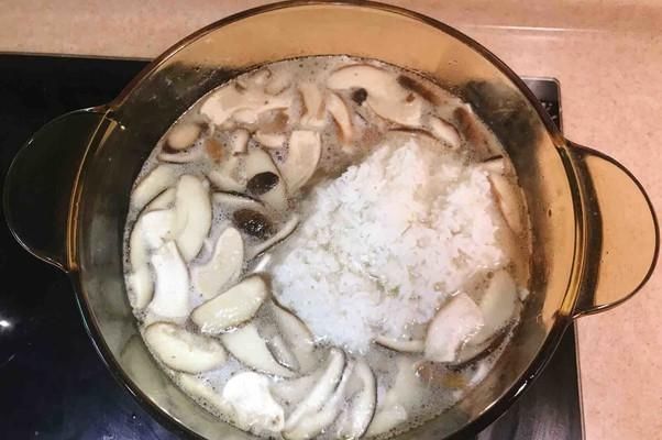  【养胃】冬季隔三差五给孩子做这粥，睡前喝一碗，养胃睡得香，常吃睡眠好