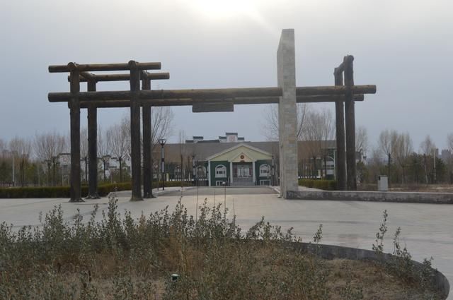  乌兰@康巴什第三天：我到了蒙古象棋广场和乌兰木伦河畔