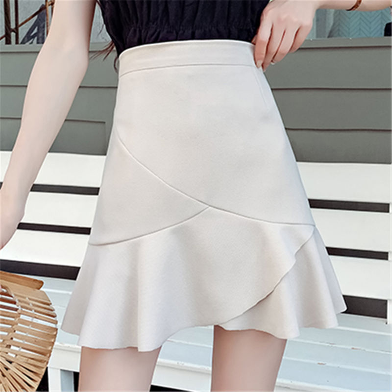 80后女人要穿嫩一点，少穿黑丝，多穿这样的套装，年轻又洋气