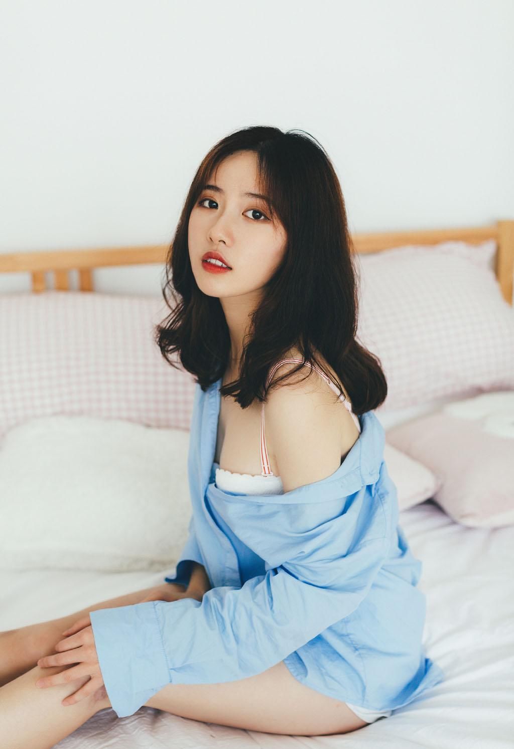 惹火尤物美女小露内衣性感私房诱惑图片