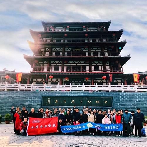 4城、2天、400台车、1000多名车友 “百城万车驾游安徽”揿动引擎