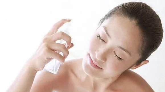 「过敏」红?痒?烫?送你1份敏感肌急救手册!