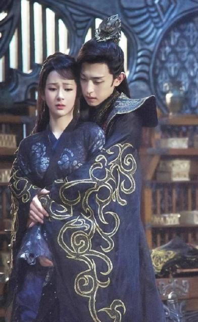 邓伦方否认恋情，这个月第三次被造谣？邓论真是百搭呀！