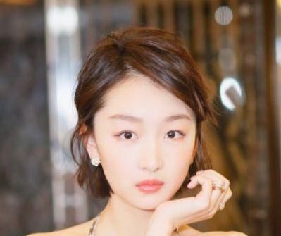 单眼皮女生眼妆学会这样画，也能拥有“大表姐”的高级妆感！