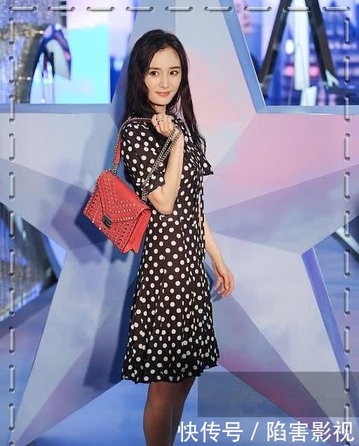 杨幂就是杨幂！32岁穿波点裙不差李兰迪，网友：这嫩装的我服