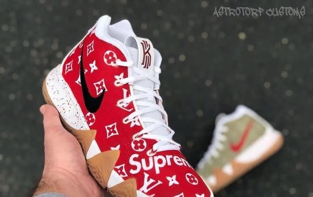  设计■Sacai x AJ1、鸳鸯AJ4、紫龙虾Dunk:优秀客制鞋款盘点