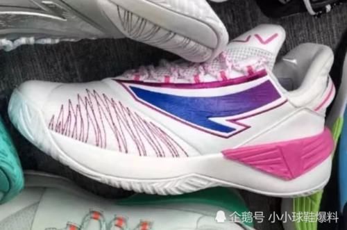 「安踏」不只是AJ才有倒钩,安踏也有倒钩,安踏“倒踏”篮球鞋什么时候发售