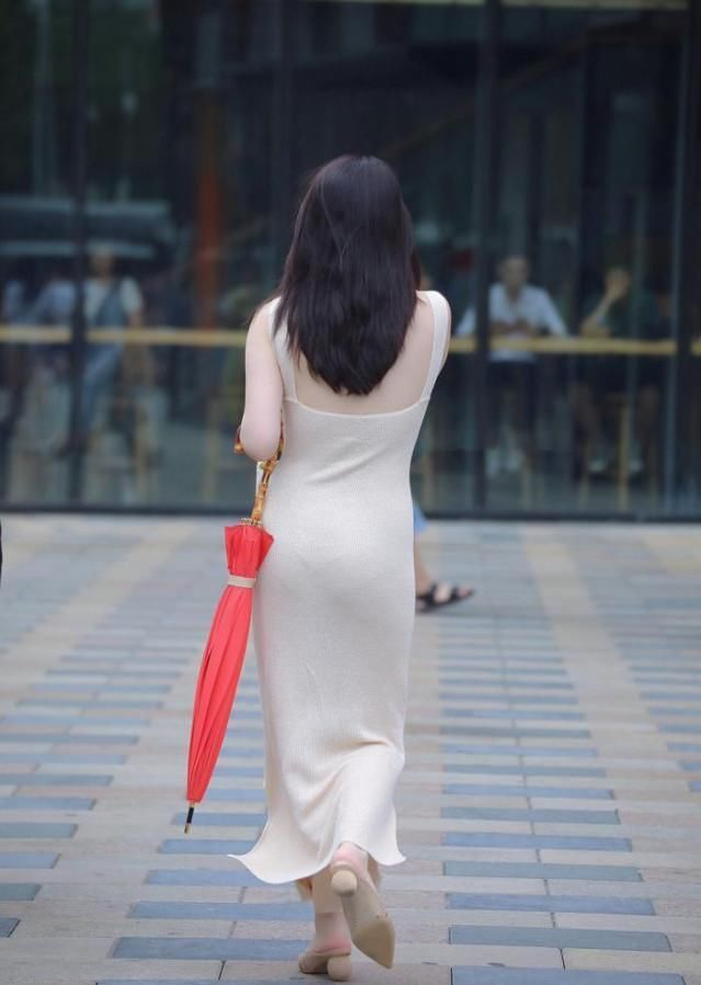  #出自#气质好, 应该秀出自我、展现自信的光彩!