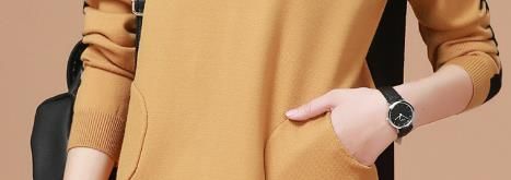 刚入秋,别着急买皮衣,70后女人都在穿这“卫衣”,穿出清新感