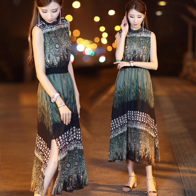 又上市一种“流氓裙”，遮肉显高，性感有女人味，贼适合矮个子