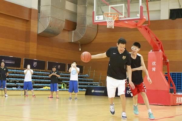 拥刘宇轩和李禄瞳两大潜力内线,江苏肯帝亚男