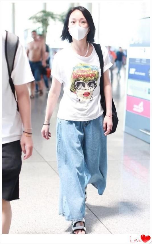 当82斤周迅和104斤娜扎同穿一件T恤，网友：看完瞬间放弃减肥了！