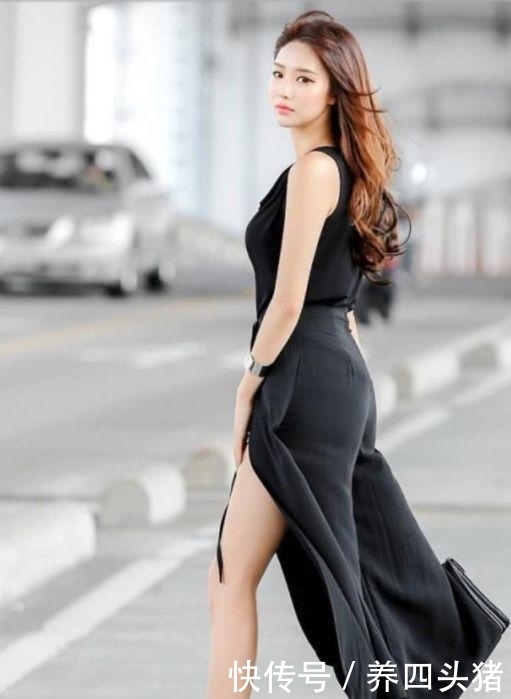  [秀色可餐]街拍：身穿吊带配短裙的小美女，肤如凝脂，秀色可餐