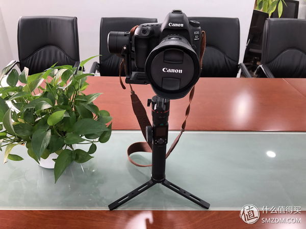 你有麒麟臂，我有稳定器，飞宇AK2000单反相机稳定器使用评测