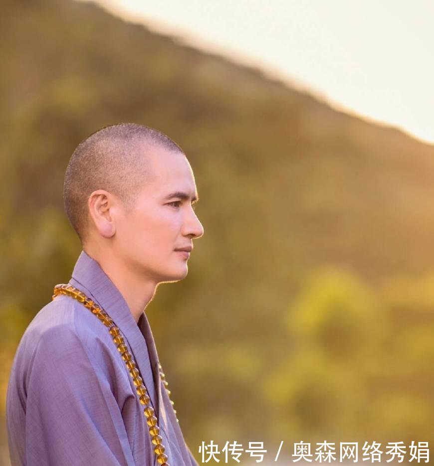 他曾被很多名媛追求, 出家之后被誉为“中国最帅和尚”