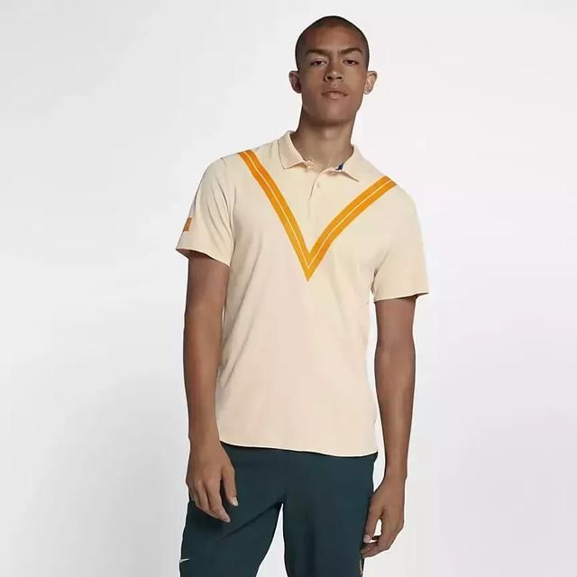 美网战袍大比拼，最垮台设计该Pick 谁？