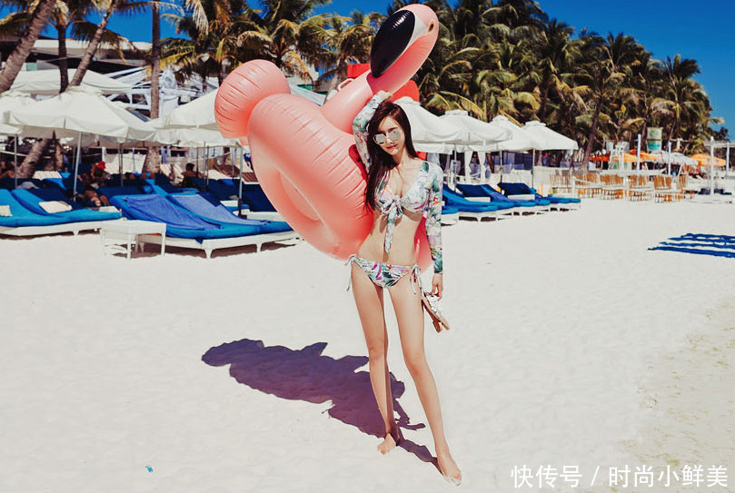 甜美泳衣美女：个性潮流的打扮，妙曼好身姿让人心动！