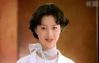 要想杀人，编造谣言发个“朋友圈”就够了！