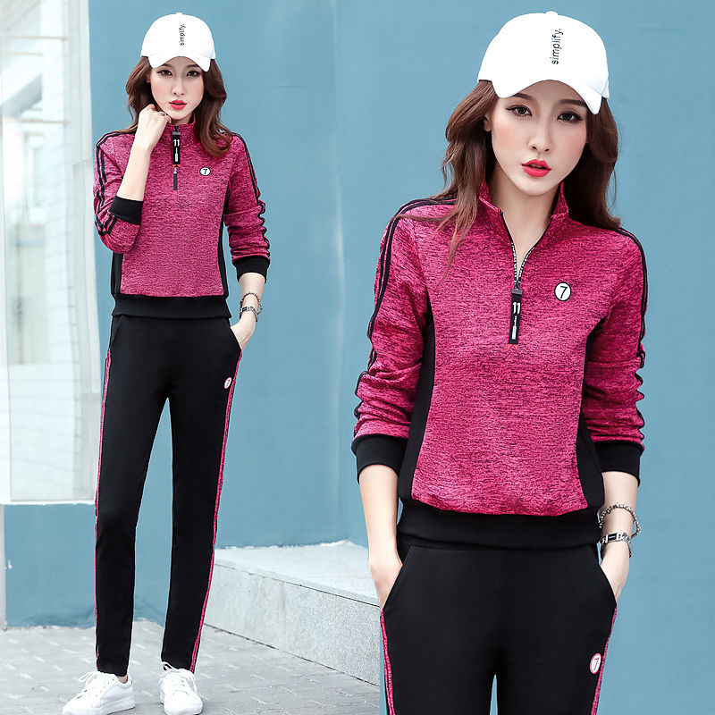 今年休闲套装又火了!中秋出门玩，51岁妈妈这样穿，减龄还方便