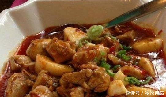 『起翻炒均匀』虾头烧白菜,大蒜肥肠鸡,芋头烧鸡的做法,家常菜的做法