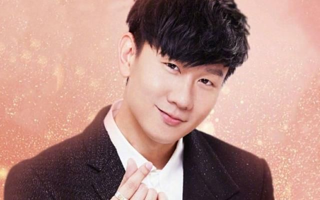 JJ被曝与粉丝结婚，还在重庆买房了，JJ回应：媒体发老婆？