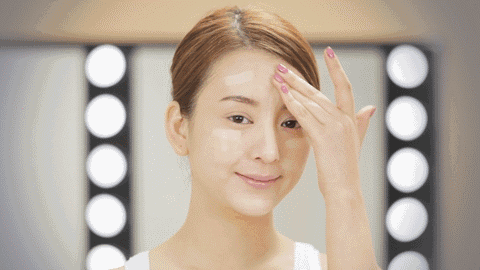 迪丽热巴一开直播，这位被称直播女神的网红被狠狠的按在地上摩擦