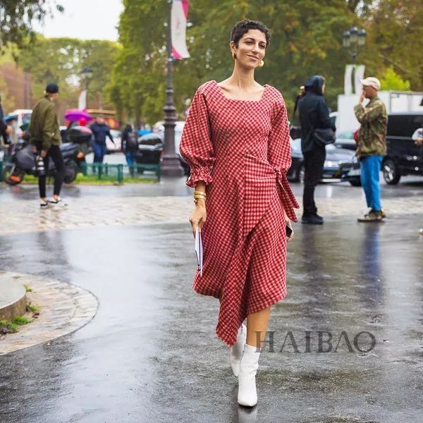 厉害| 今年最最最流行的小方领，时髦的同时居然还能显脸小!